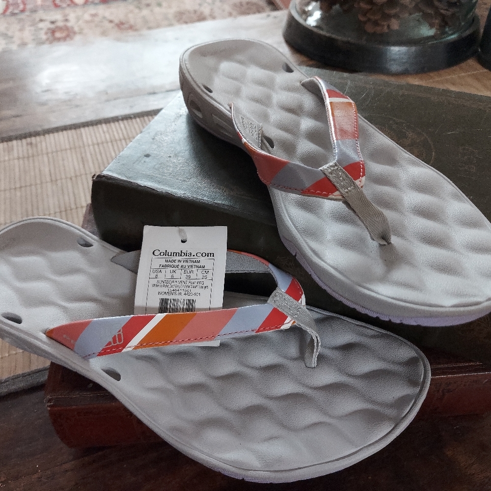Columbia Gray and Orange Women's Sandals